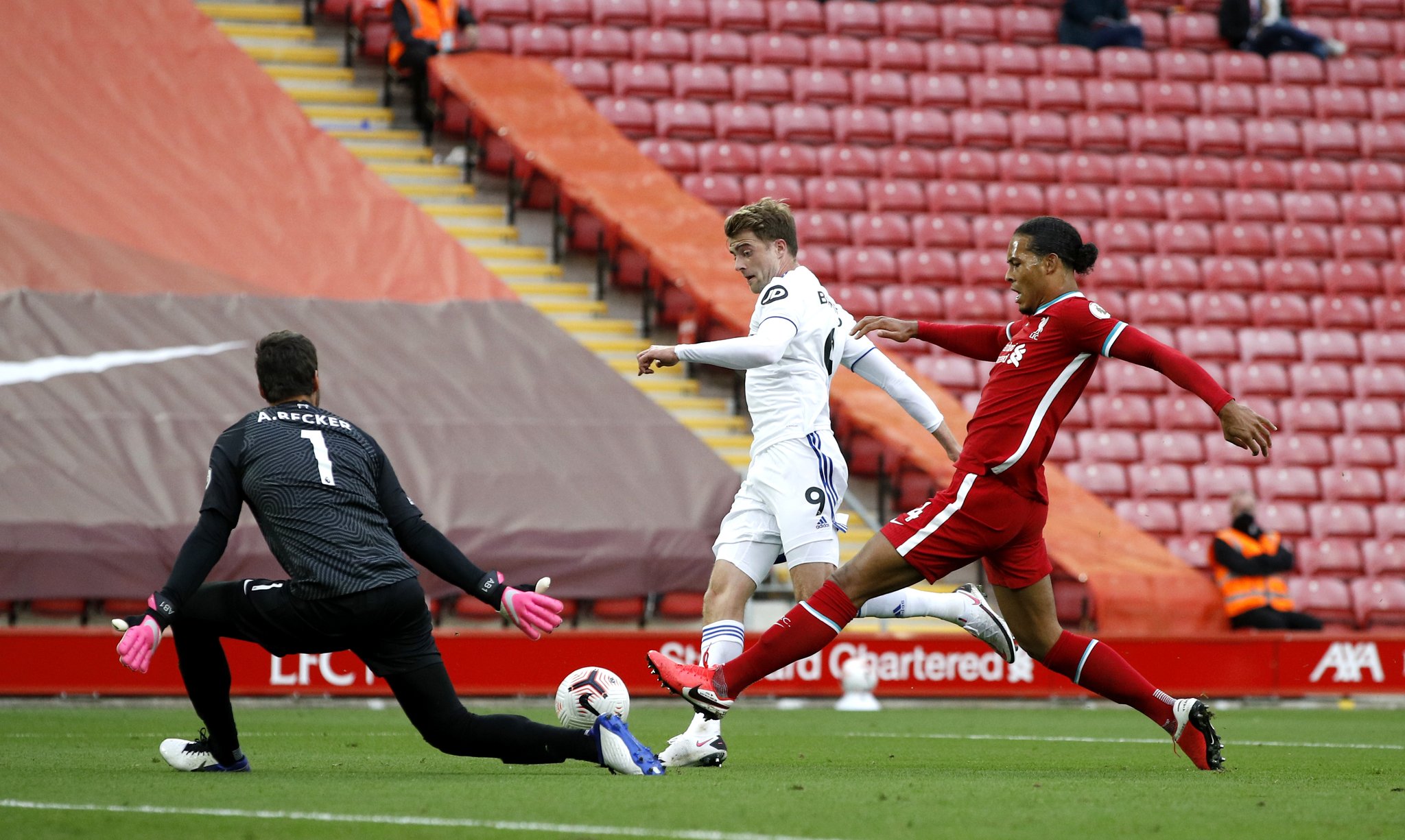 或缺的一部 或缺的一部